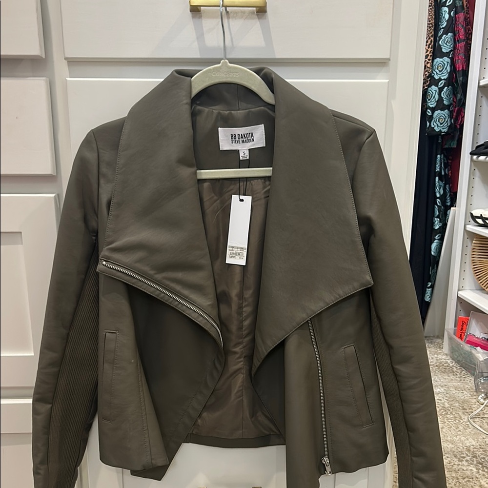 NWT BB Dakota Olive Leather Jacket size small